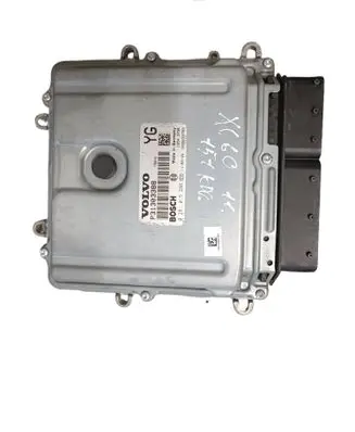 Volvo XC70 Engine control unit/module P31303388 0281015286