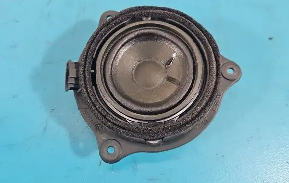 Audi A6 S6 C6 4F Front door speaker 4F0035411D IMPRK1552116
