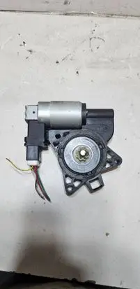 Mazda 5 Front door window regulator motor G22C5858X CM011750