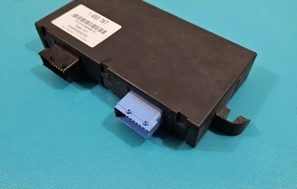 Peugeot 1007 Central body control module 953976 IMPRK1453767