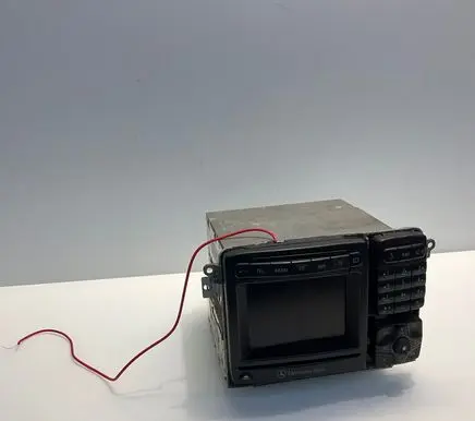 Mercedes-Benz S W220 Radio/CD/DVD/GPS head unit A2208204089 2208204089