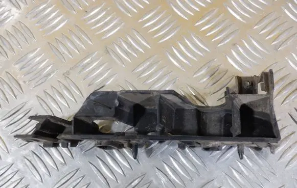 Audi A6 S6 C7 4G Front bumper mounting bracket 4G0807283