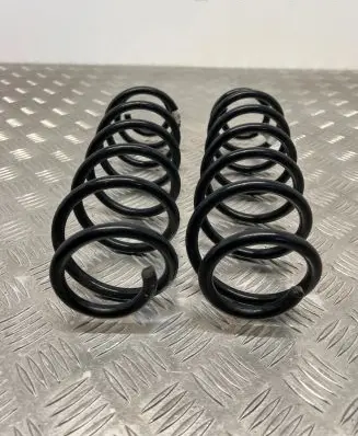 Seat Leon (5F) Rear coil spring 5F0511121