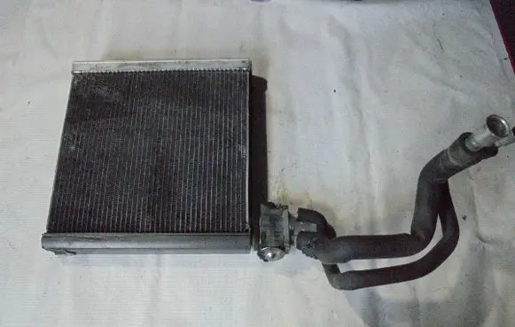 Lexus RX 330 - 350 - 400H A/C cooling radiator (condenser) 47500-3230