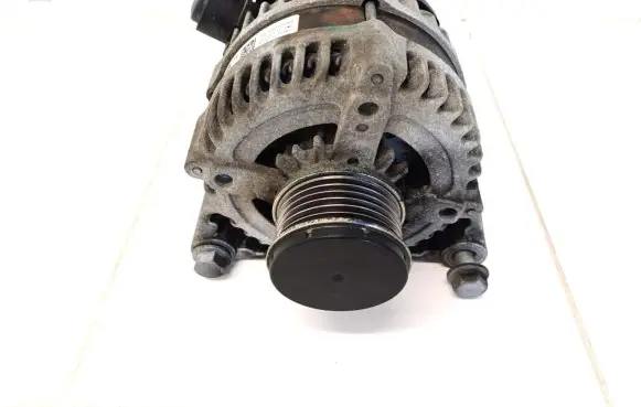 Opel Grandland X Generator/alternator 9820893880