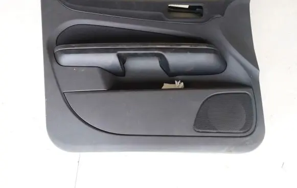 Ford Focus Front door card panel trim 4m51a23943c 4m51-a23943-c