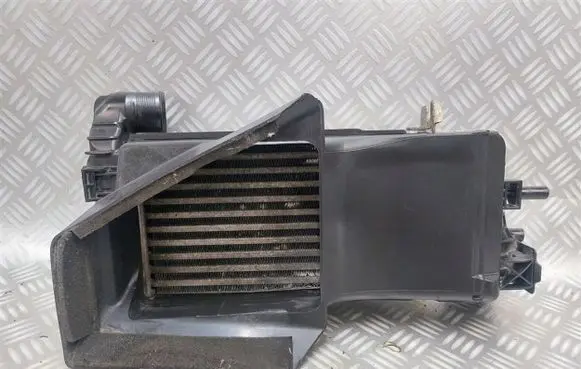 Ford Focus Intercooler radiator BV61-9L440-CJ