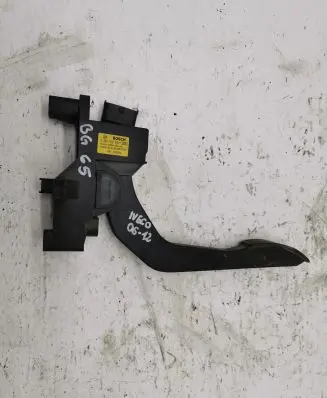 Iveco Daily 4th gen Accelerator throttle pedal