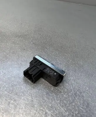 Ford S-MAX Windscreen/window heater switch 24052013