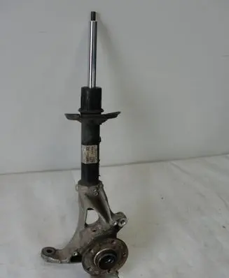 Volkswagen PASSAT B8 Front wheel hub spindle knuckle 5Q0407258A 3Q0413031