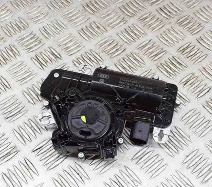 Skoda Superb B8 (3V) Tailgate/trunk/boot lift motor 5TA827887C