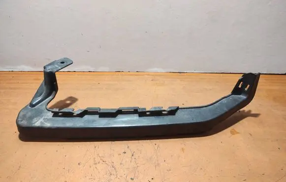 Chevrolet Orlando Headlight/headlamp mounting bracket 95018460