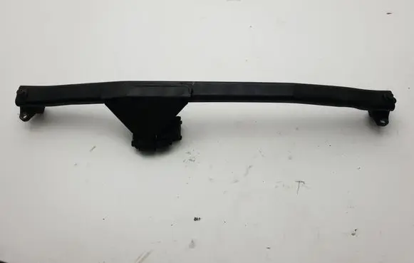 Volvo XC90 Engine mounting bracket 30671351 30671353