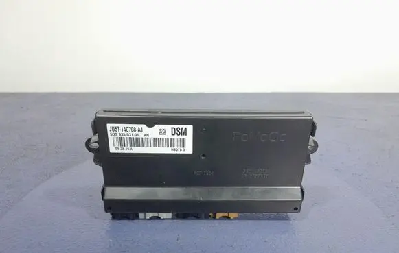 Ford Mustang I Seat control module JU5T-14C708-AJ