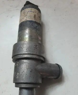 Volkswagen PASSAT B3 Idle control valve (regulator) 037906457C