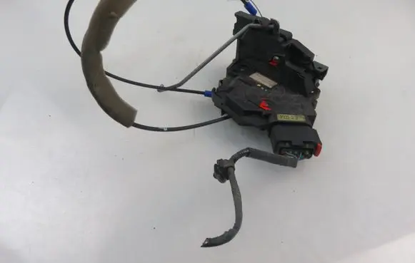 Mazda 5 Front door lock 5N6AA21813AC