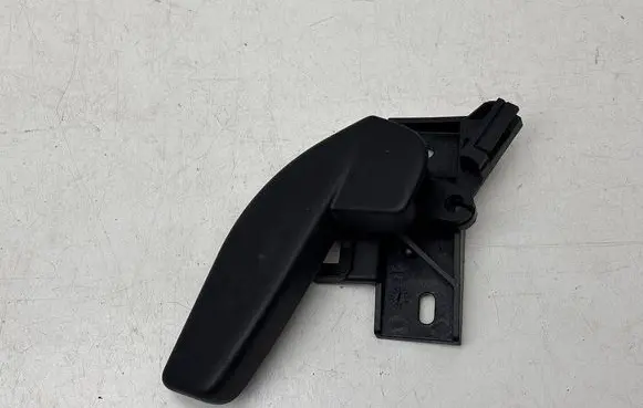 Skoda Octavia Mk3 (5E) Engine bonnet (hood) release handle 5E2823533 6P1823633