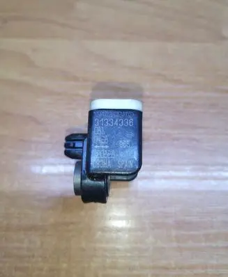 Volvo V60 Airbag deployment crash/impact sensor 31334336