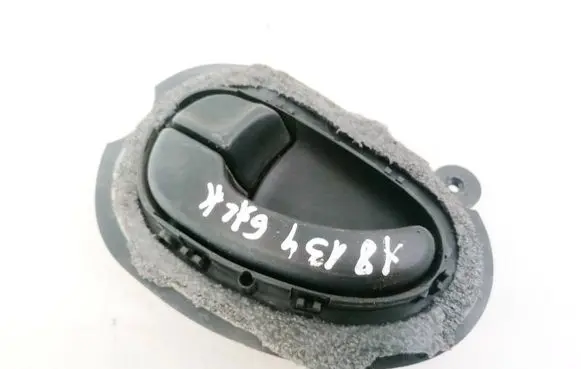 Peugeot 406 Rear door interior handle 9616307577