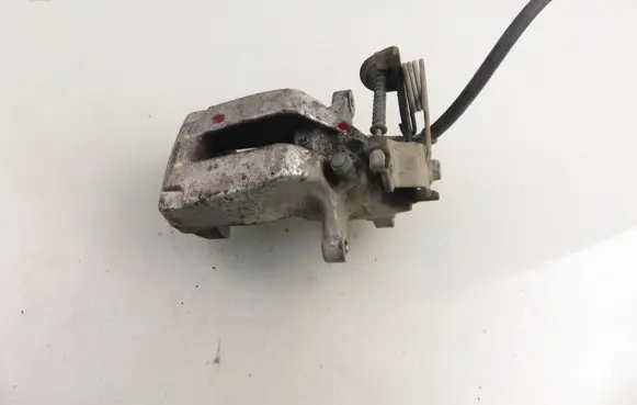 Volkswagen PASSAT B5.5 Rear brake caliper CZH1307