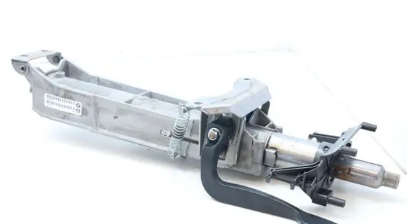 BMW i8 Steering wheel axle set 6858709