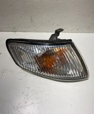 Mazda 626 Front indicator light 082161540R