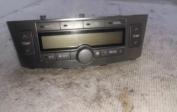 Toyota Avensis T250 Climate control unit 5590005200 MB1465703620 5590205050G