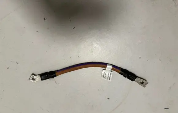 BMW X2 U10 Positive cable (battery) 5A37EA3