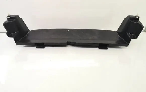Radiator trim