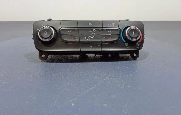 Ford Focus ST Climate control unit F1ET18549