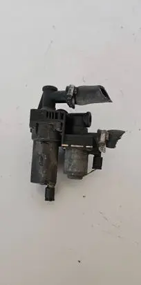 BMW 5 E39 Coolant heater control valve 64118369807 1147412149