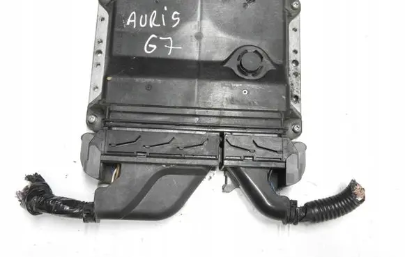 Toyota Auris 150 Engine control unit/module 8966102D91