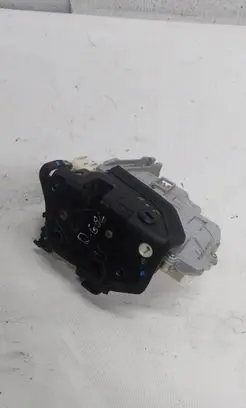 Audi A4 S4 B8 8K Rear door lock 8K0839016