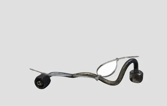 Mazda 6 Fuel injector supply line/pipe