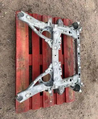 BMW 3 G20 G21 Front subframe 6883131