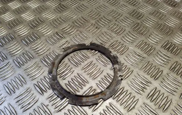Audi TT TTS Mk2 In tank fuel pump screw locking ring/nut 1K0201375