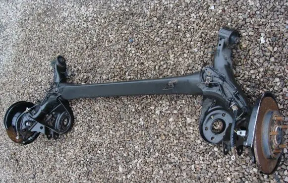 Toyota Auris 150 Rear axle beam 
