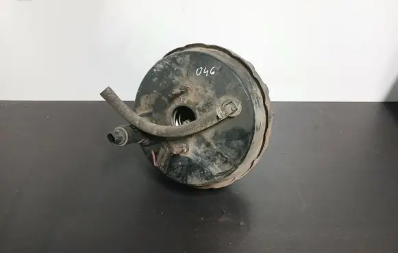 Volvo S60 Brake booster P08683259 235221 0377573701