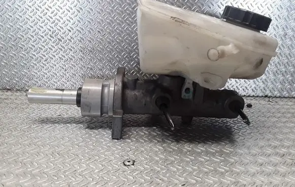 Peugeot 607 Master brake cylinder 0204224135