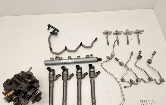 Renault Trafic III (X82) Fuel injection system set 175210542R HMLGT1810 1906300028