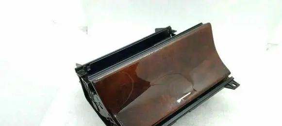 Mercedes-Benz E W210 Car ashtray