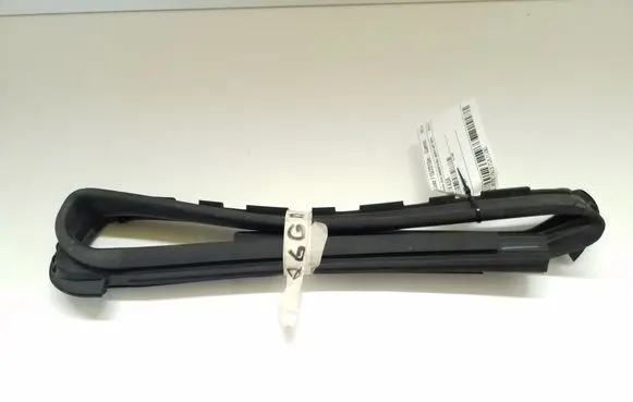 Nissan Juke I F15 Rubber seal rear door 823301KA0A