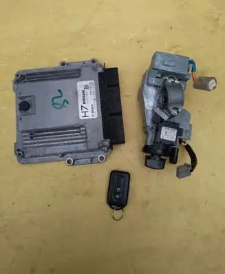 Nissan Qashqai Engine control unit/module 23710BB58E