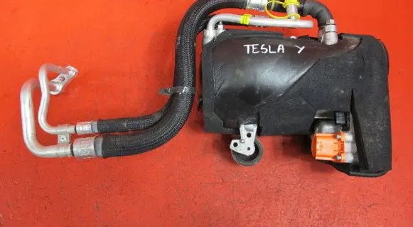 Tesla Model Y Air conditioning (A/C) compressor (pump) 162591000D