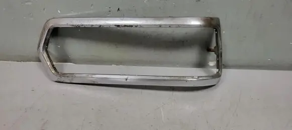Mercedes-Benz 250 280 W108 Rear/tail light trim molding A1080260159