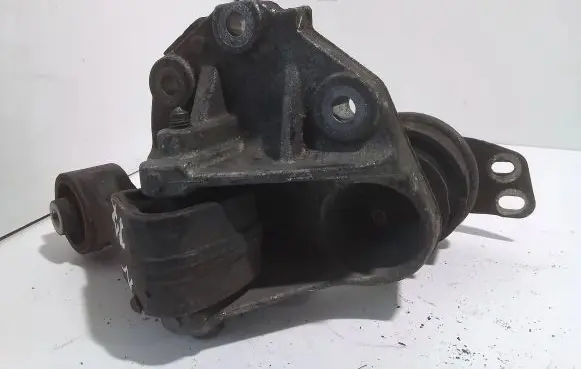 Peugeot 407 Engine mount bracket 9647646380