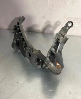 Audi A4 S4 B8 8K Headlight/headlamp mounting bracket 8K0805608A 2002838R 2002838