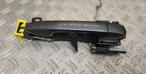 Toyota Verso Front door exterior handle