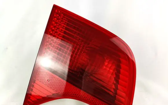 Audi A4 S4 B7 8E 8H Tailgate rear/tail lights 96503801
