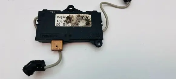 Volkswagen Transporter - Caravelle T5 Alarm movement detector/sensor 4B0951177A